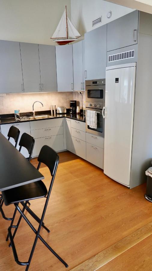 Henans Hostel In The Marina מראה חיצוני תמונה